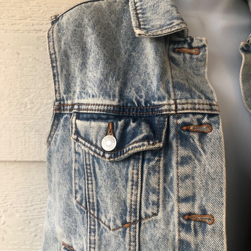 Forever 21 Sleeveless Button-Down Blue Denim Vest Size Small 100% Cotton - Picture 8 of 12